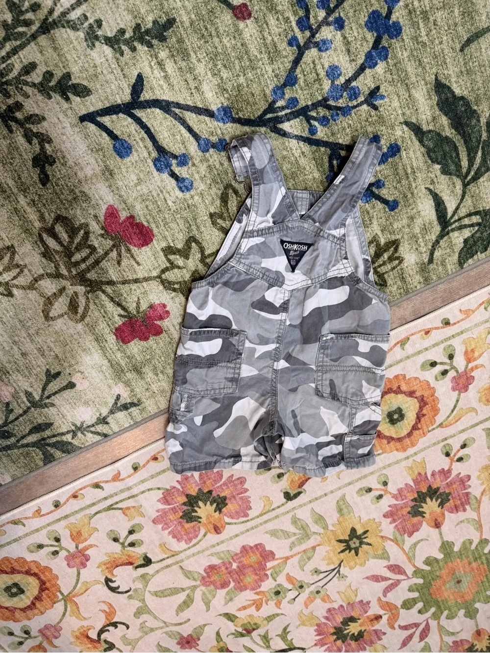 Y2K OshKosh B'gosh Gray Camo Short Overalls 12 Months Baby Boy Like New